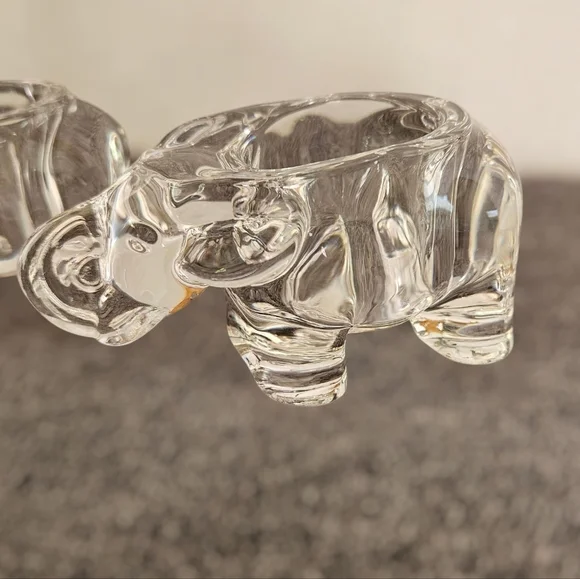 Vintage Matching Pair of Elephant Form Heavy Art Glass Tea Light Candle Holders﻿ - Picture 3 of 5